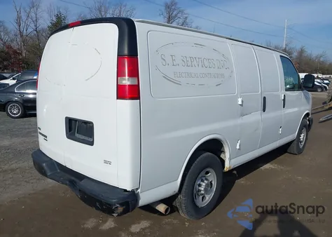 2012 Chevrolet Express 2500 Work Van из США, поврежденный, VIN 1GCWGFCA1C1100202